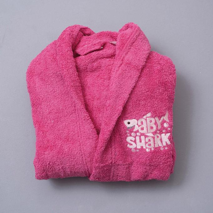 Μπουρνούζι με Κουκούλα Kids Bath BABY SHARK FUCHSIA 2-4