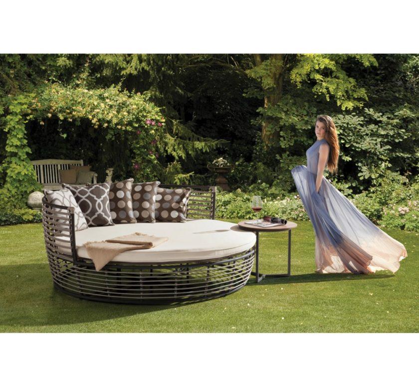 Countryside daybed με βοηθητικό τραπεζάκι2